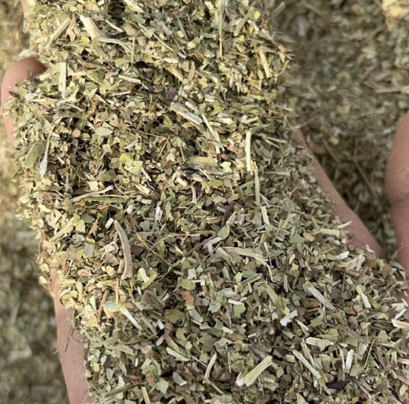 花生秧叶粉花生秧颗粒牛羊饲料客户欢迎来电咨询