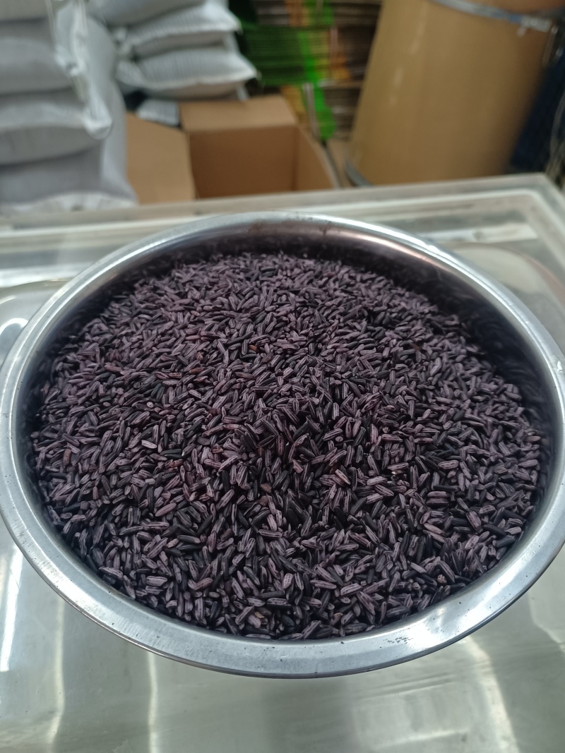 墨江紫米碎米，煲汤煮粥！出货…供货中…