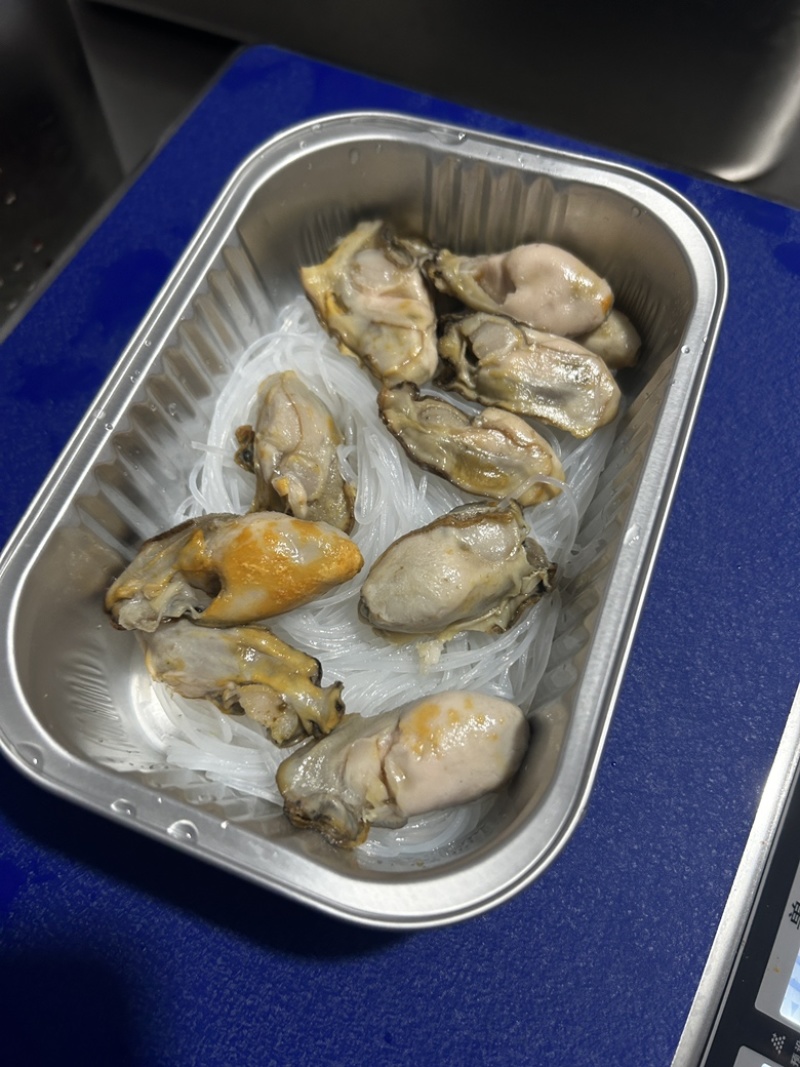 【蒜蓉粉丝扇贝】蒜蓉粉丝生蚝