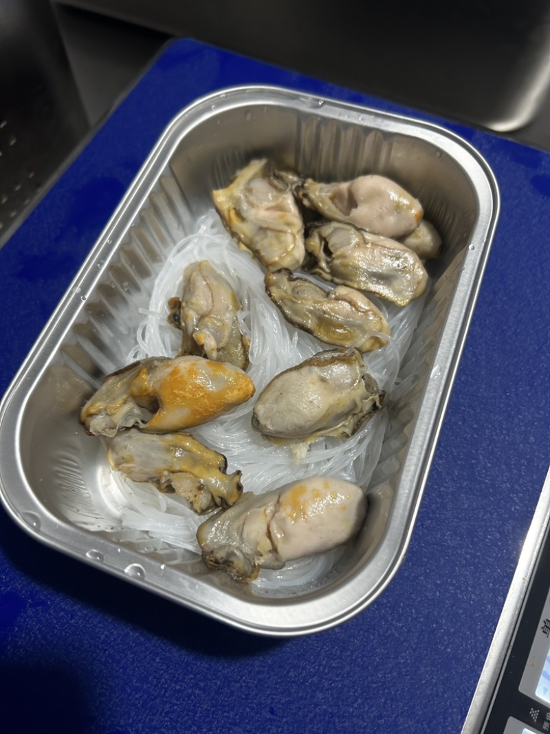 【蒜蓉粉丝扇贝】蒜蓉粉丝生蚝