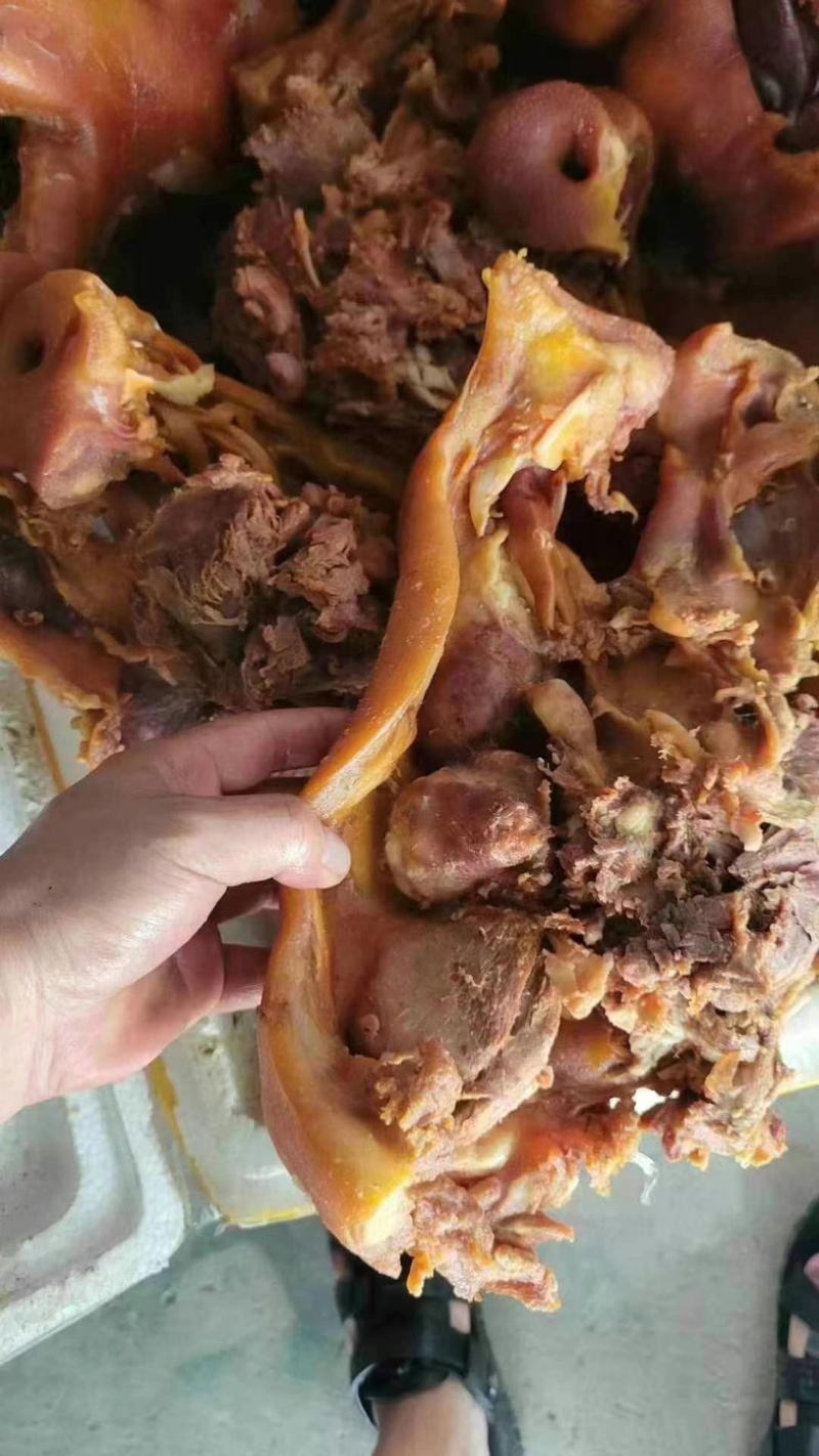 全熟卤猪头肉，卤菜摊，凉菜摊都可以卖的产品