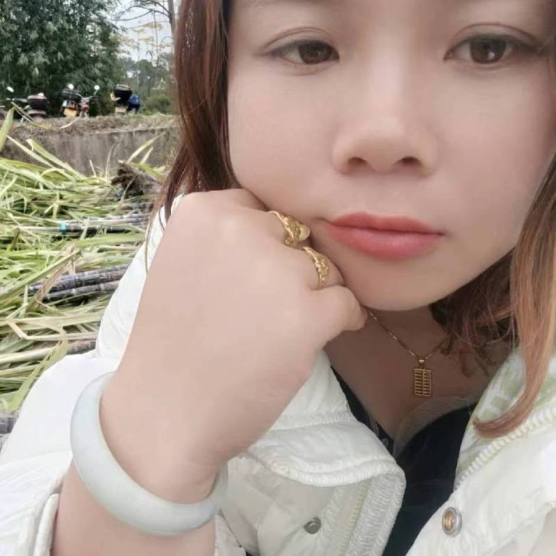 云南甘蔗黑皮甘蔗大量上市，货源充足！对接全国市场电商
