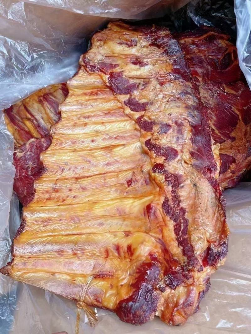 腊肉腊排骨烟熏排骨精排干度好味道香一手货源现货供应