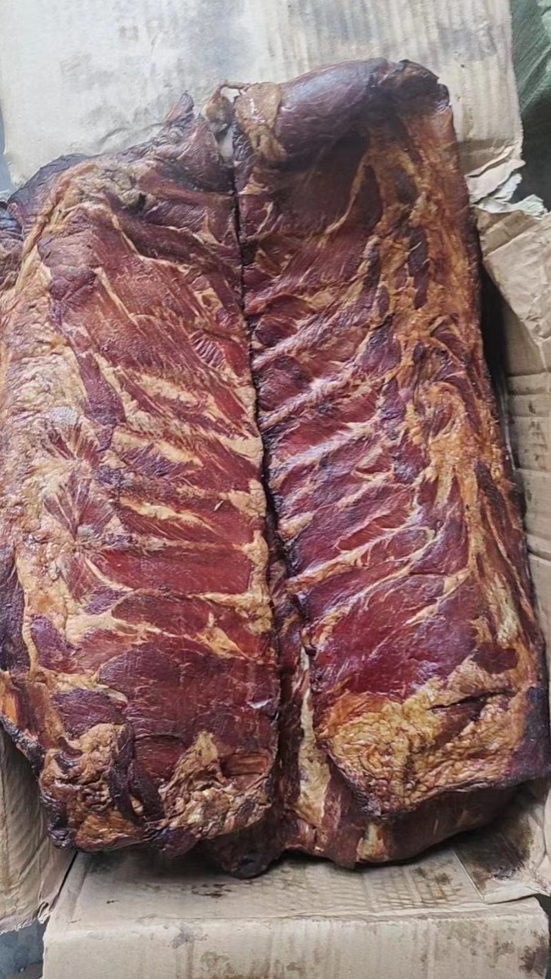 腊肉腊排骨烟熏排骨精排干度好味道香一手货源现货供应