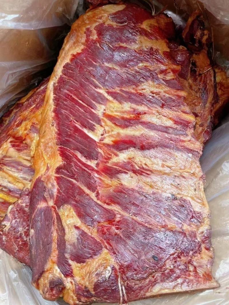 腊肉腊排骨烟熏排骨精排干度好味道香一手货源现货供应