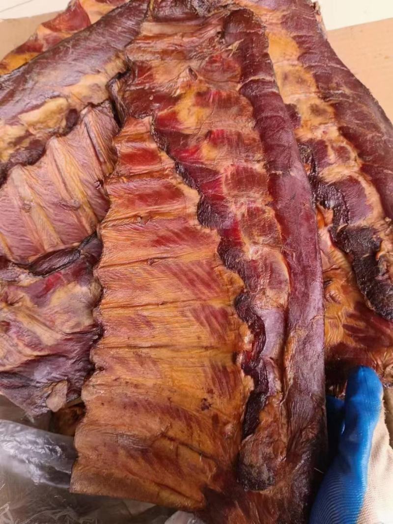 腊肉腊排骨烟熏排骨精排干度好味道香一手货源现货供应