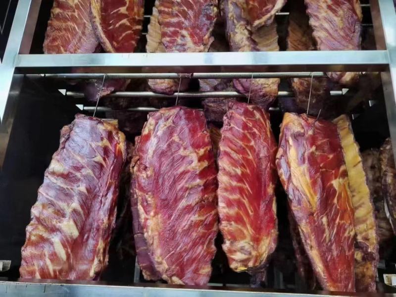 腊肉腊排骨烟熏排骨精排干度好味道香一手货源现货供应
