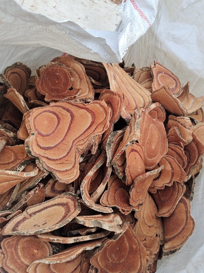 出售鸡血藤干片，足干货，诚信经营诚信经营，诚信经营