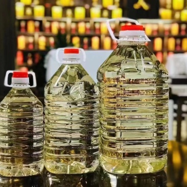 酱酒散装，口感醇厚，大量供应，量大从优，欢迎咨询