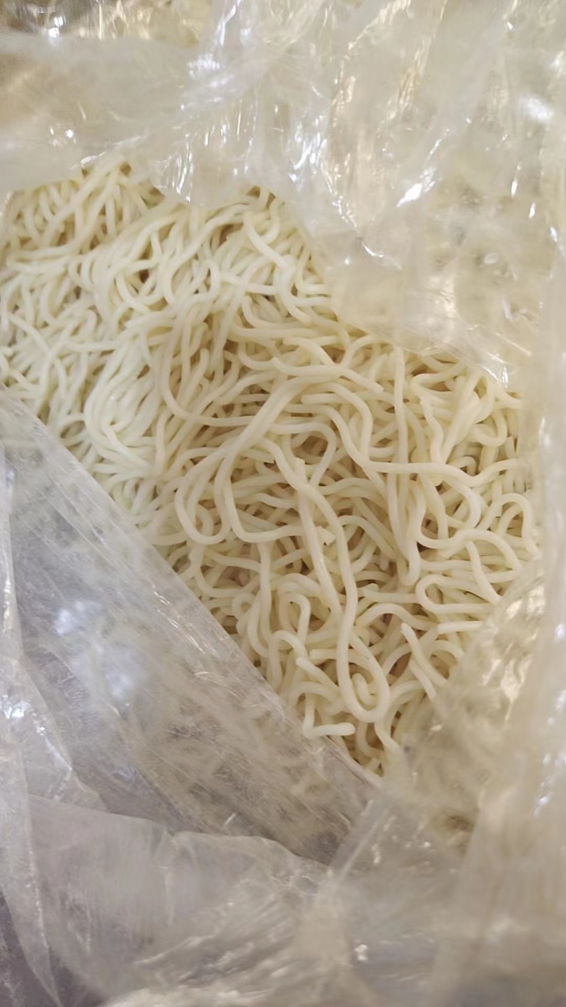 【热销】江苏徐州鲜面条加工厂现压现送量大从优