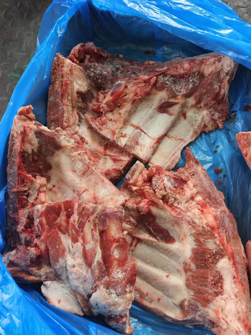 多肉猪小排，新日期，颜色鲜亮，带肉多，价格不高，