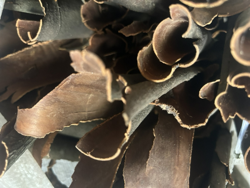 桂皮野生香桂皮，皮薄气味香浓香料桂皮足干新货供应