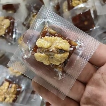 烤山楂，核桃仁山楂糕
