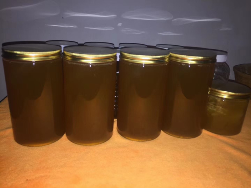 精品蜂蜜百花蜜质量保证量大优惠对接各大市场欢迎来电订购