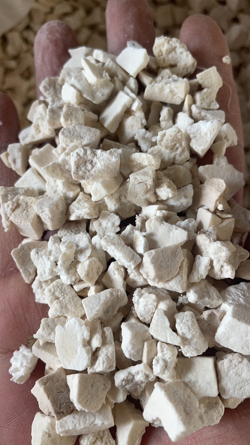 云南白茯苓颗粒打粉料中心丁粉颗粒一刀丁颗粒粉打粉边脚料