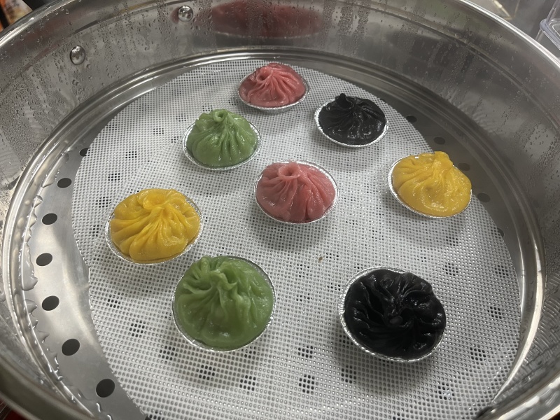 手工小笼鲜肉灌汤包