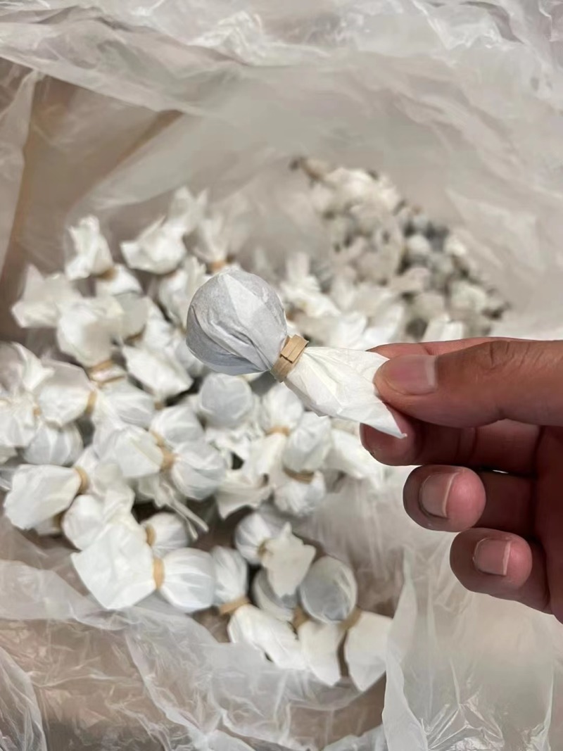普洱白茶（古树龙珠）五年陈老白茶10斤起包邮