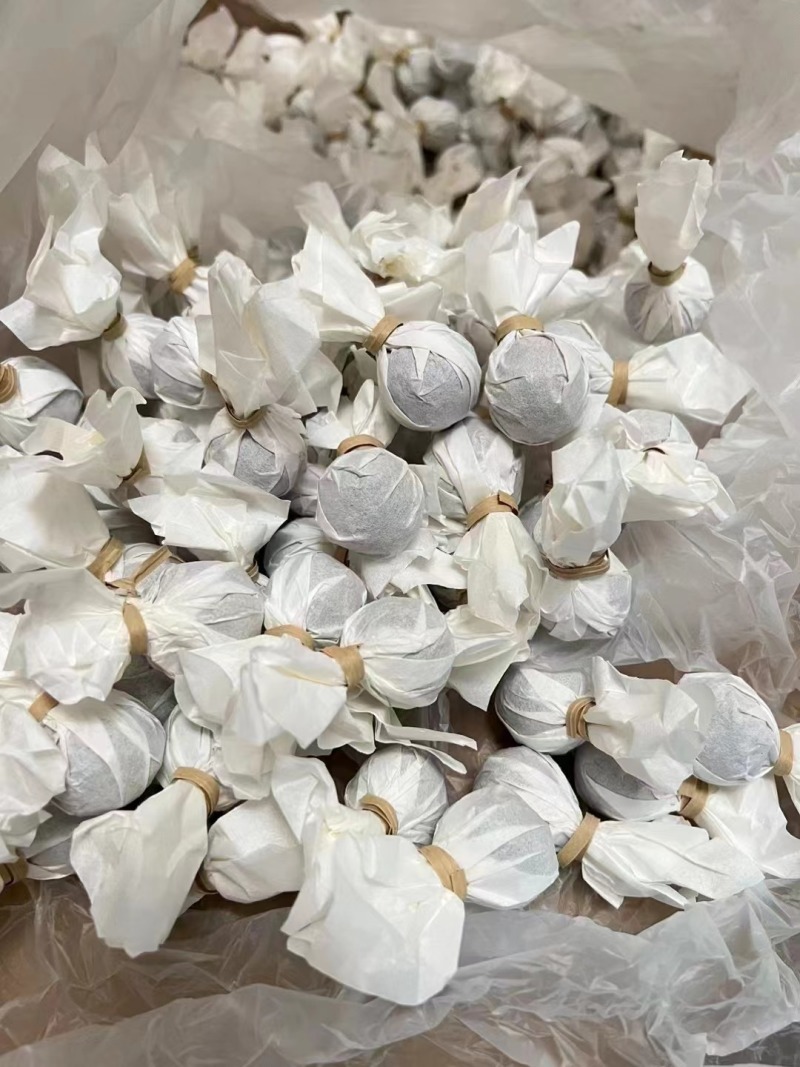 普洱白茶（古树龙珠）五年陈老白茶10斤起包邮