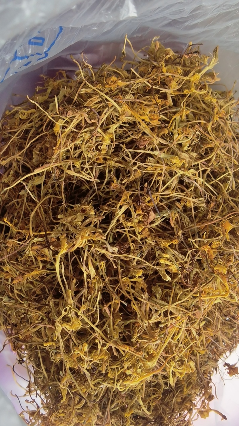 无污染无农药金银花，手工烘炒太阳自然晒干，源头厂家