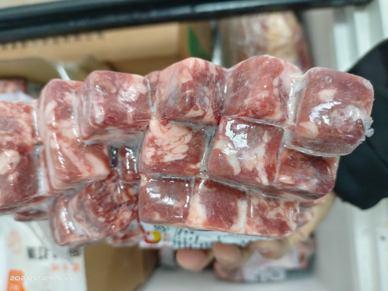 和牛雪花牛肉粒