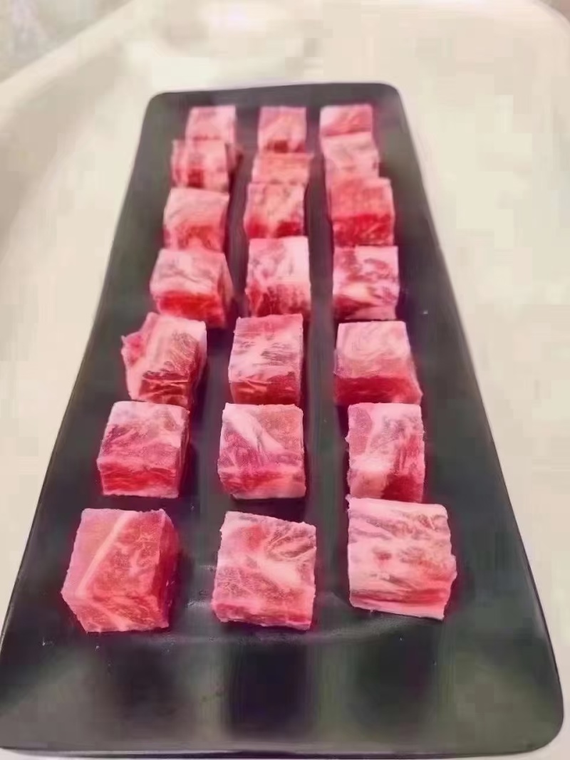 和牛雪花牛肉粒