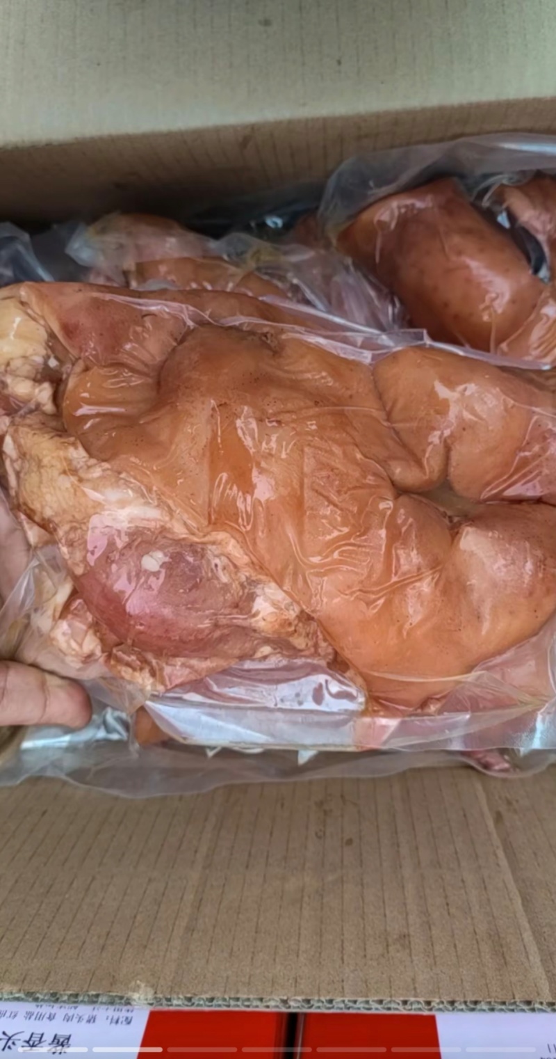 全熟猪头肉干净无毛开袋即食五香味，冷藏冷冻熟食，卤猪头肉