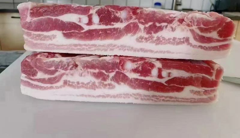 去皮抽骨中方，20kg左右一箱，4片，烤肉店必备