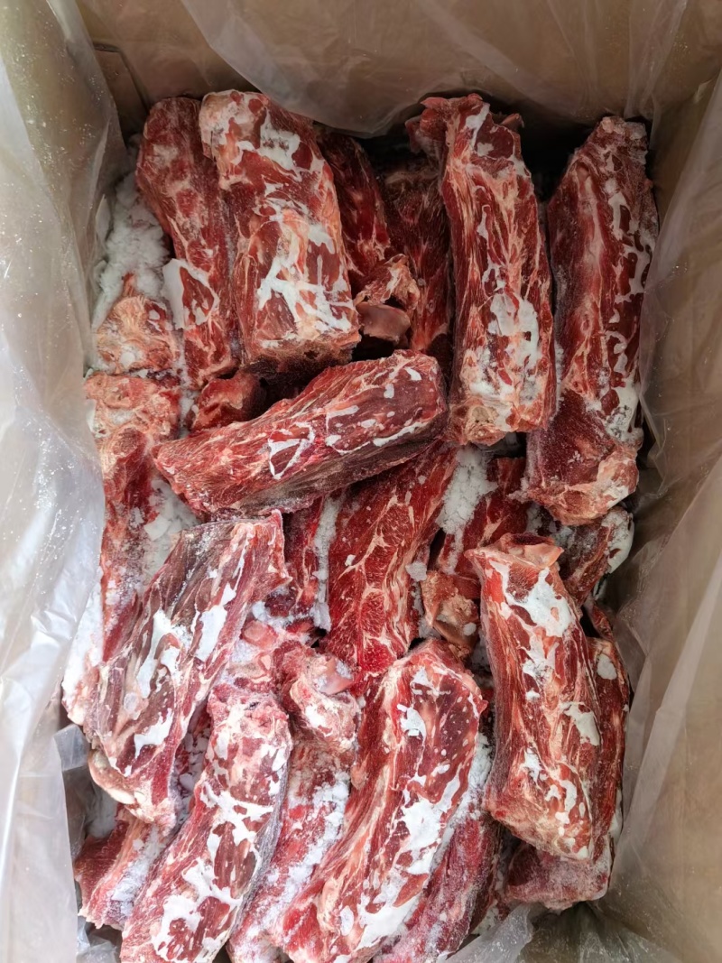 满肉羔羊脖骨，炖锅专用，肉真多，价格合适