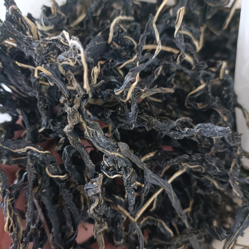 河南地产芝麻叶