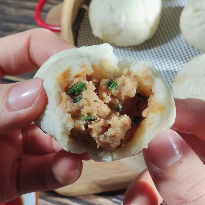 猪锦记黑猪肉手工小笼包，慢养黑猪肉馅制，好猪肉制作好包子
