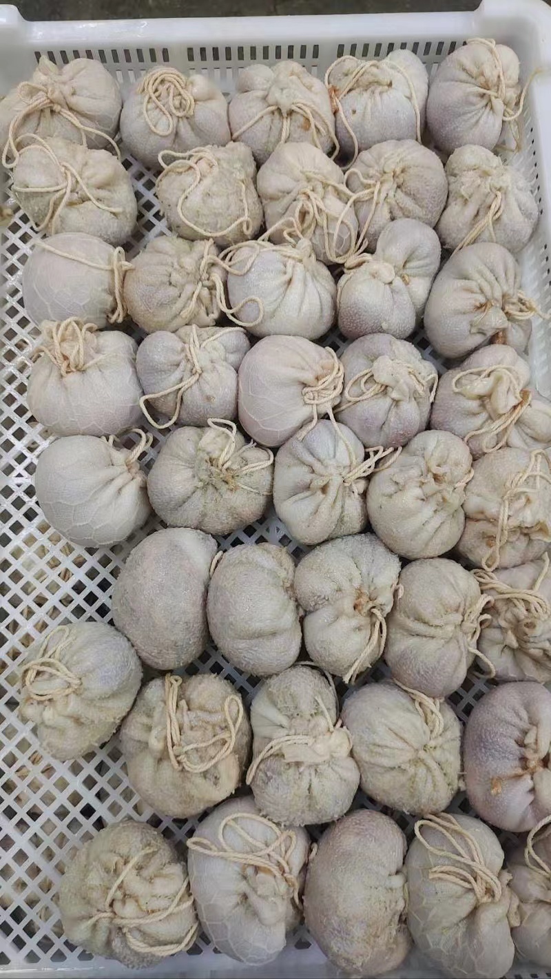 肚包肉，新肚，鲜肉，使用新鲜羊肉，新鲜羊肚，精心调制。