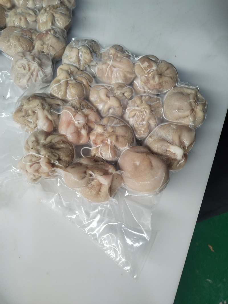 肚包肉，新肚，鲜肉，使用新鲜羊肉，新鲜羊肚，精心调制。
