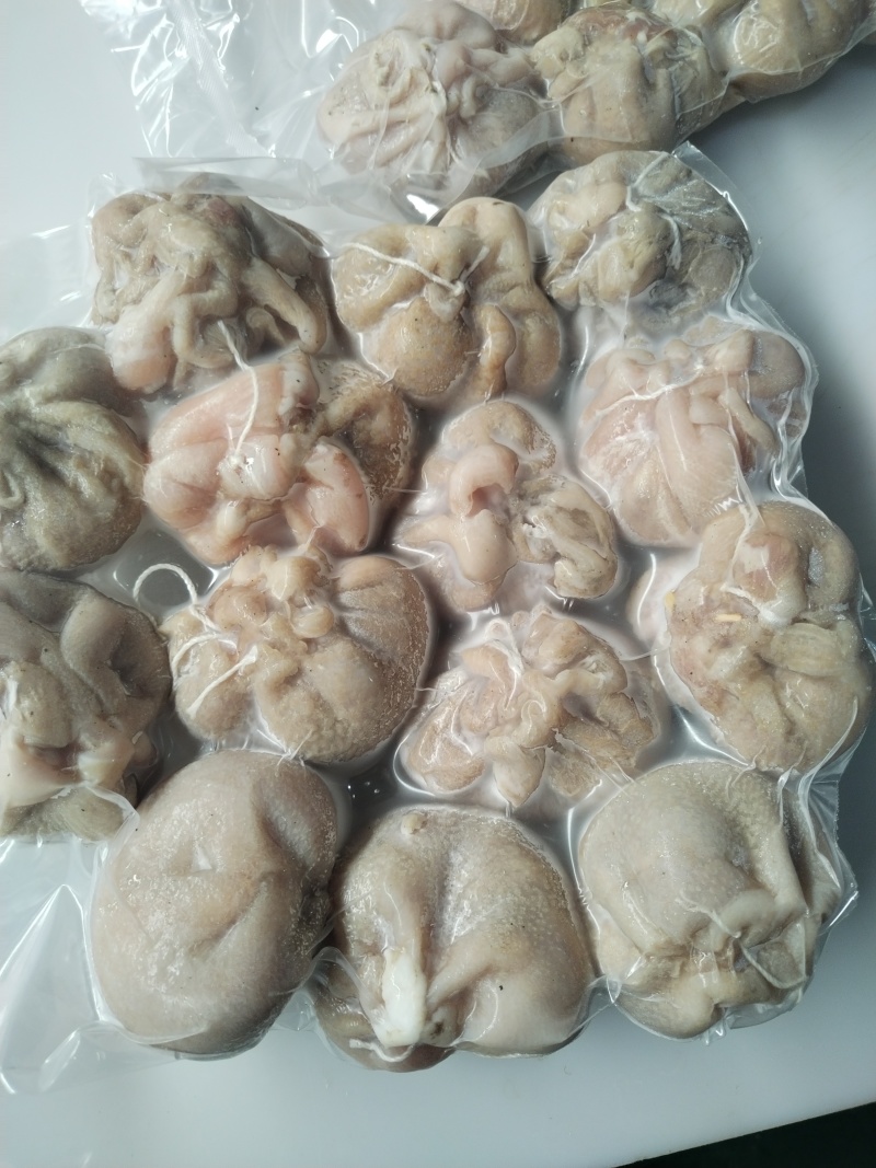 肚包肉，新肚，鲜肉，使用新鲜羊肉，新鲜羊肚，精心调制。