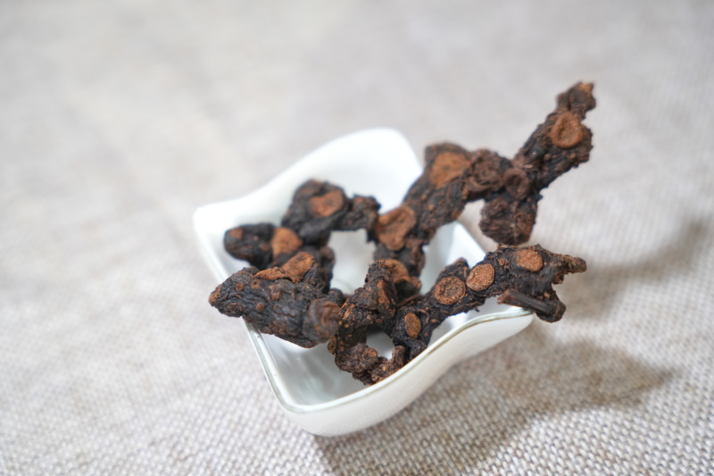 贵州纯野生姜形黄精古法泡制九蒸九晒九制黄精泡茶泡酒煲汤