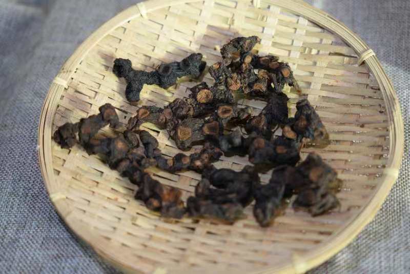 贵州纯野生姜形黄精古法泡制九蒸九晒九制黄精泡茶泡酒煲汤