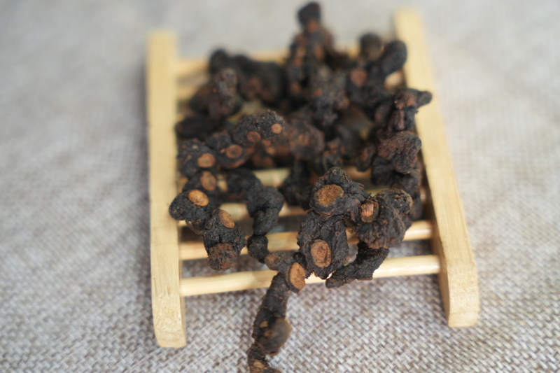 贵州纯野生姜形黄精古法泡制九蒸九晒九制黄精泡茶泡酒煲汤