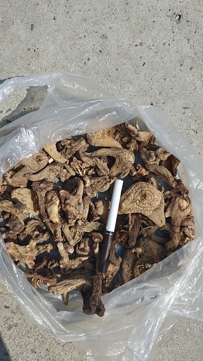 紫花三叉白芨干货稀有白芨无杂质货源充足价格美丽