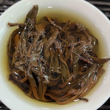 冰岛红茶，回甘甜爽滑，耐泡，非常好喝🤓🤓🤓🤓🤓