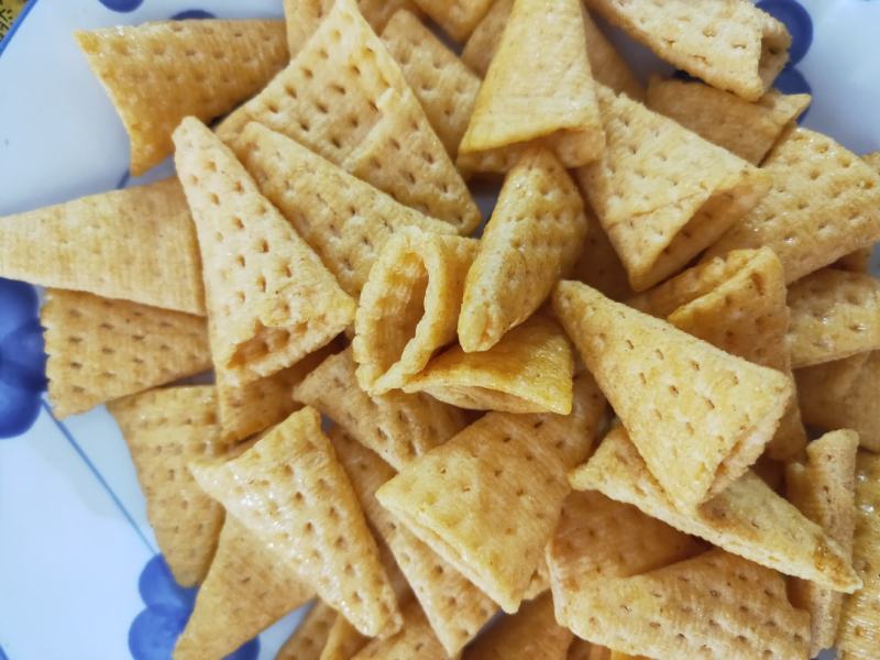 妙角脆膨化食品休闲食品小食品小零食孜然牛排味。