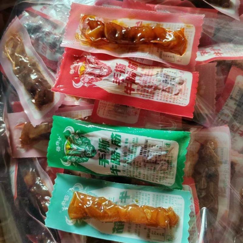 棒牛士手撕牛蹄筋，香辣味一件20斤牛蹄皮加牛筋制作而成