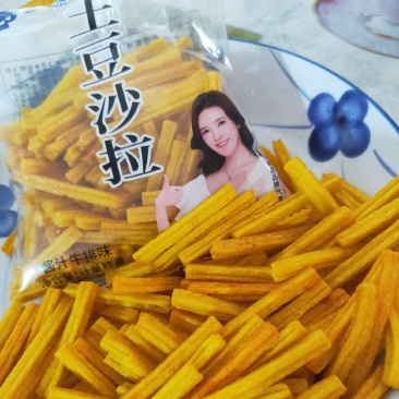 土豆沙拉膨化食品休闲食品小食品小零食孜然牛排味。