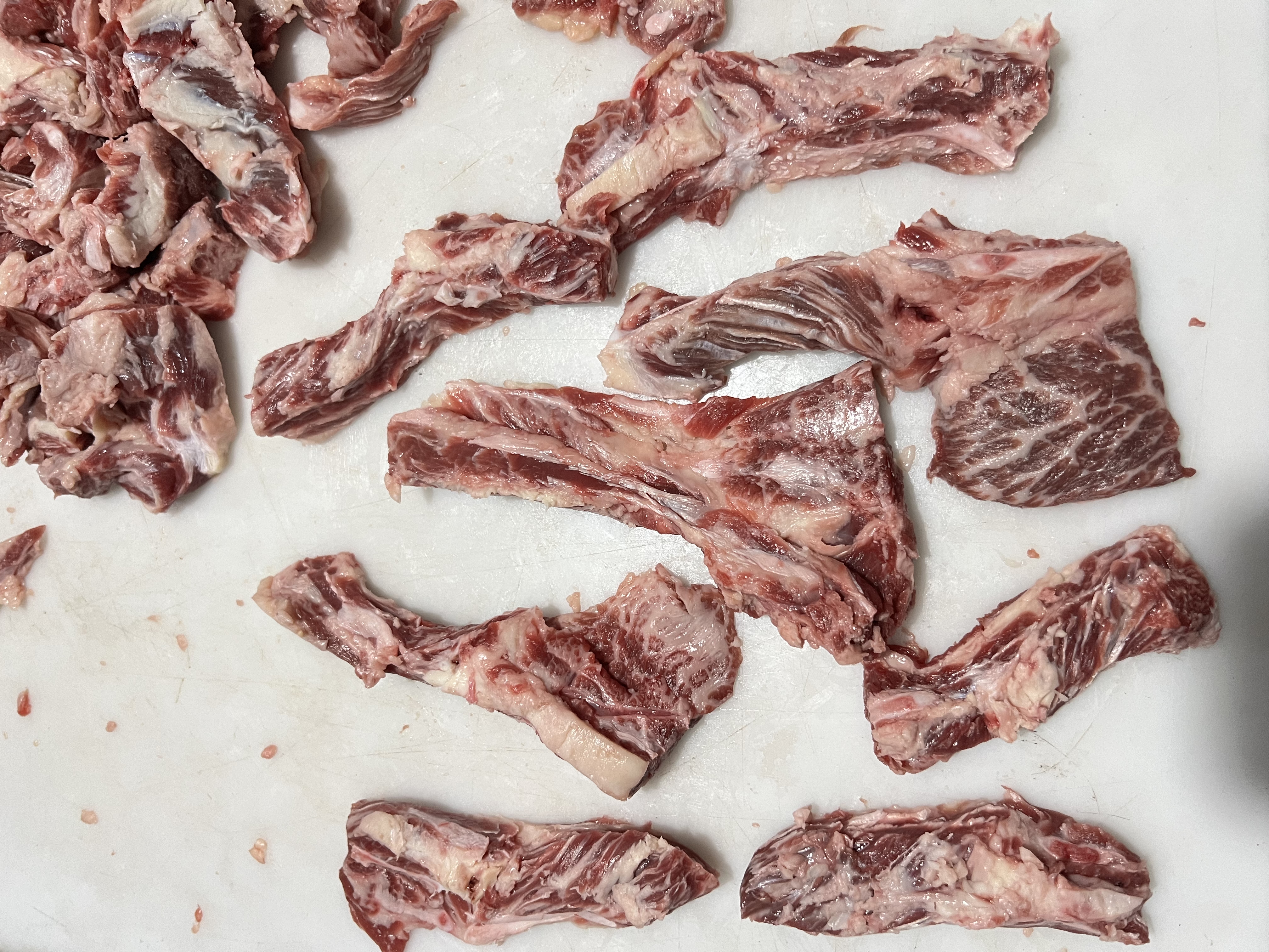 西门塔尔牛屠宰分割后的牛肉大理石纹特写