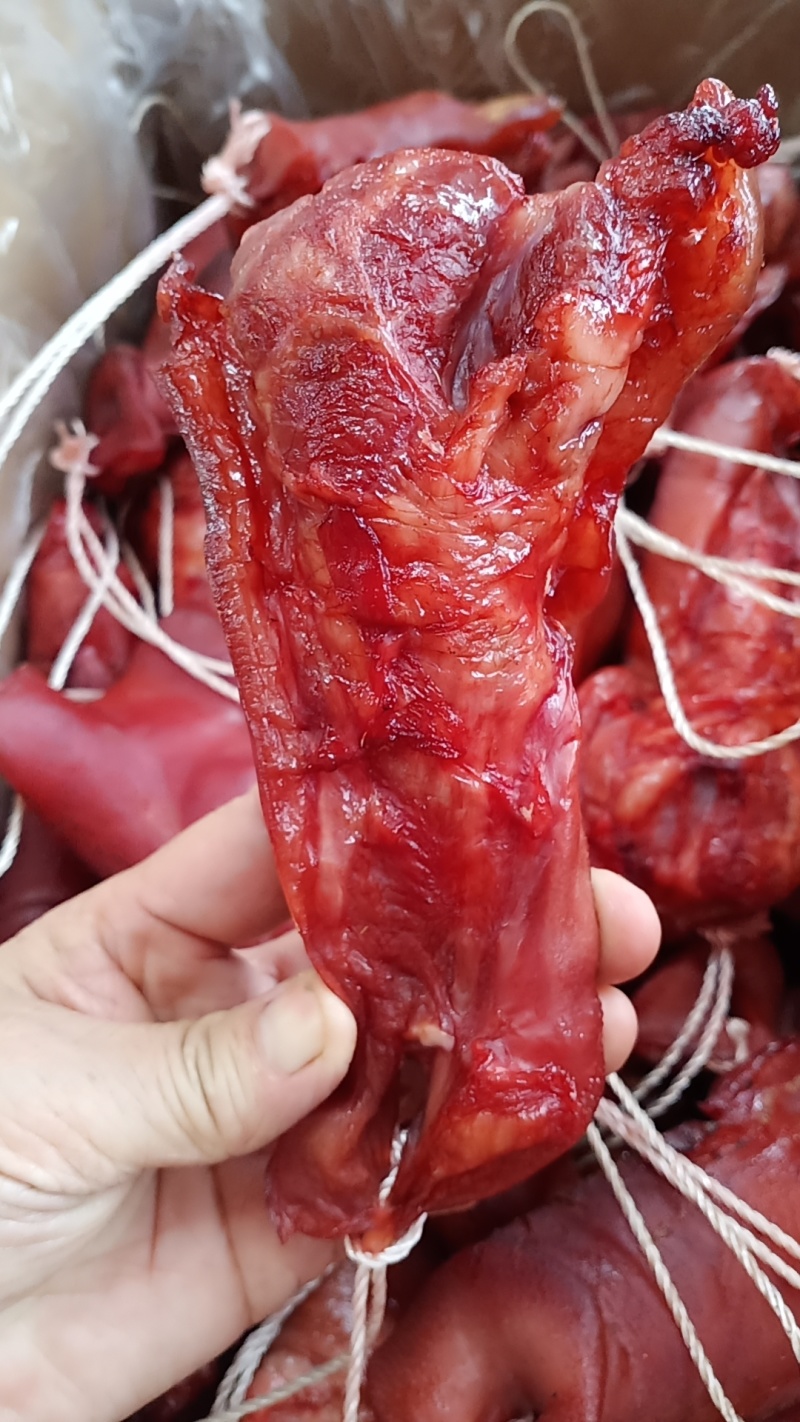 烟熏腊拱嘴均匀漂亮适合所有人群食用一件50斤常年批发