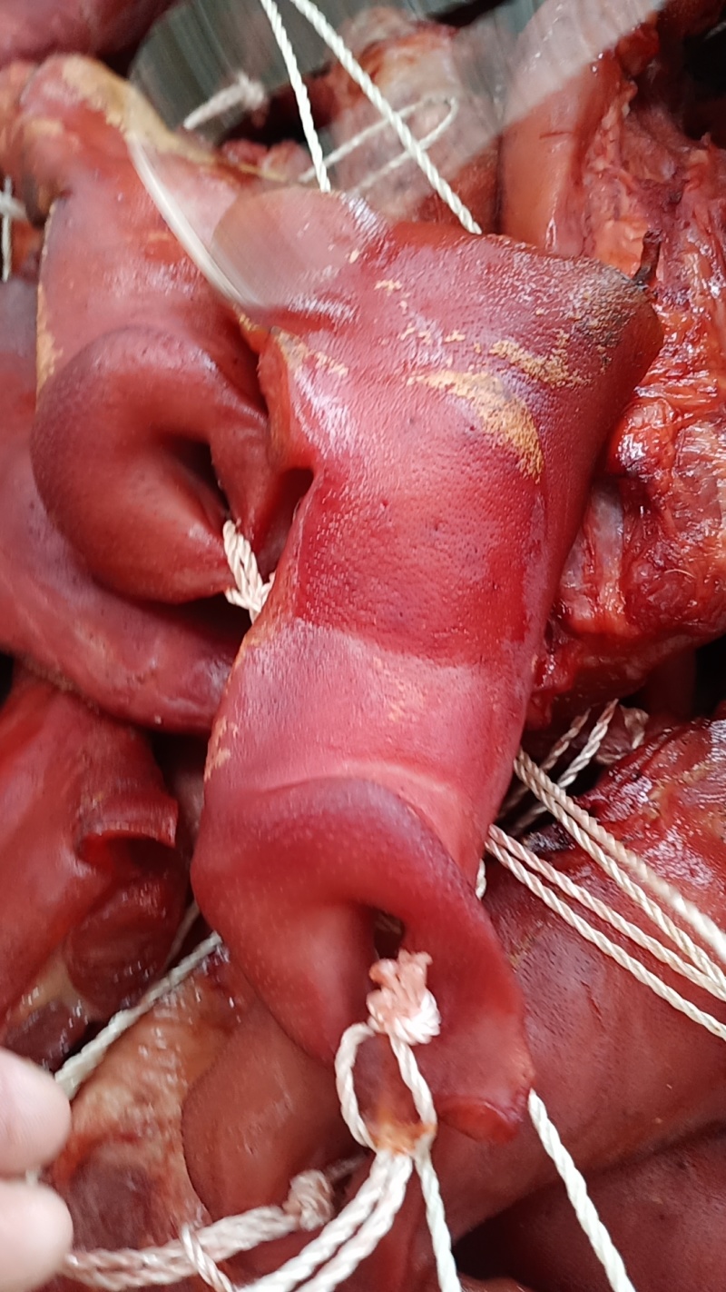 烟熏腊拱嘴均匀漂亮适合所有人群食用一件50斤常年批发