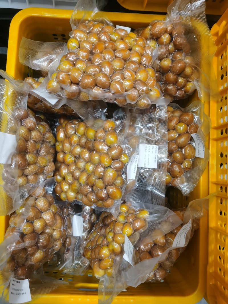 .现货：广东郁南（速冻冷藏无核黄皮果）量大价格从优。