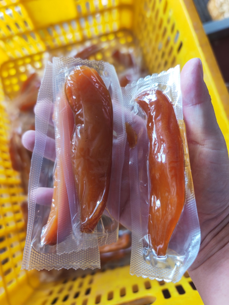 红薯干加工厂一手货源电商商超批发市场直供源头紫条小香薯干