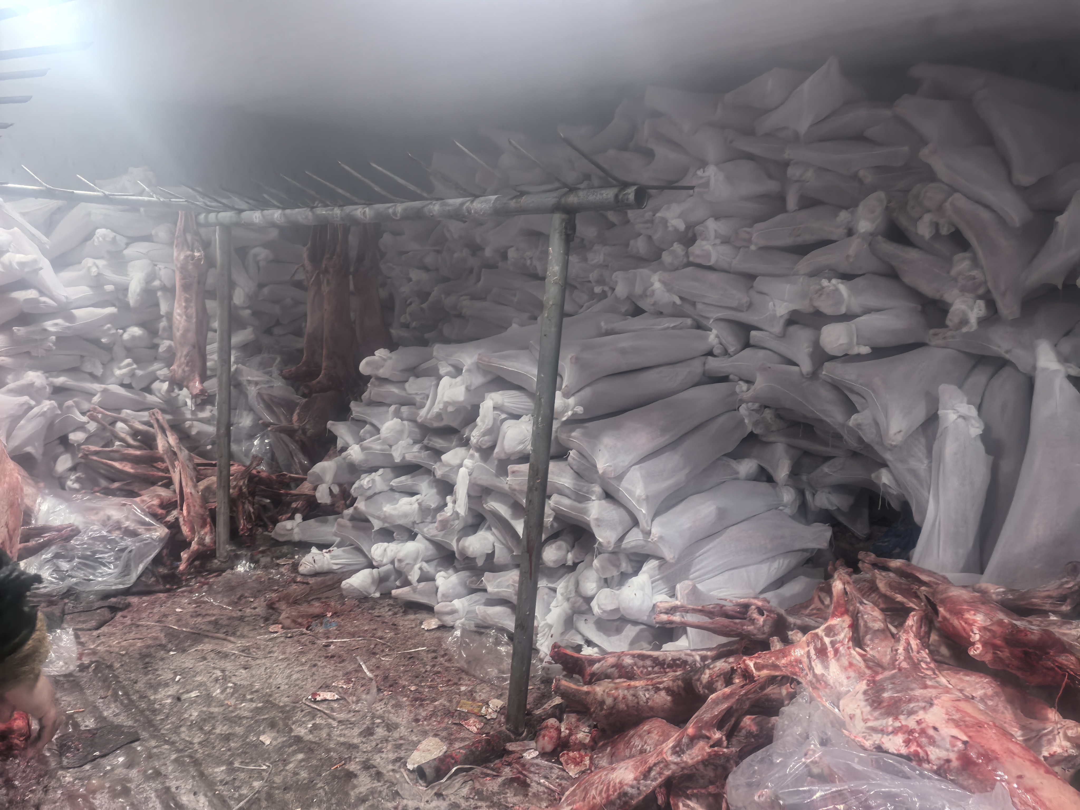 白条羊肉切块图