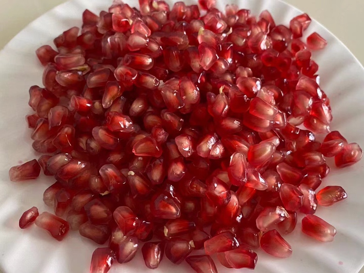 软籽石榴果盘摆放图