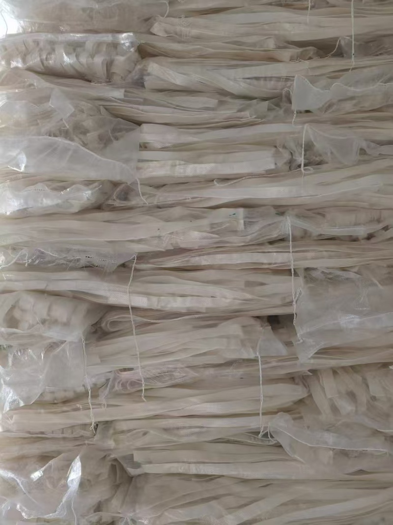 繁荣批发粉条厂大量批土豆粉条，规格齐全量大从优欢迎电联