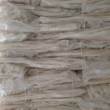 繁荣批发粉条厂大量批土豆粉条，规格齐全量大从优欢迎电联